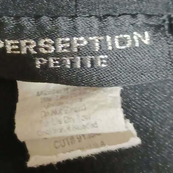 PERCEPTION PETITE WOMENS BLACK TOP SIZE P/XL WITH UNDER BLOUSE - Picture 8 of 9